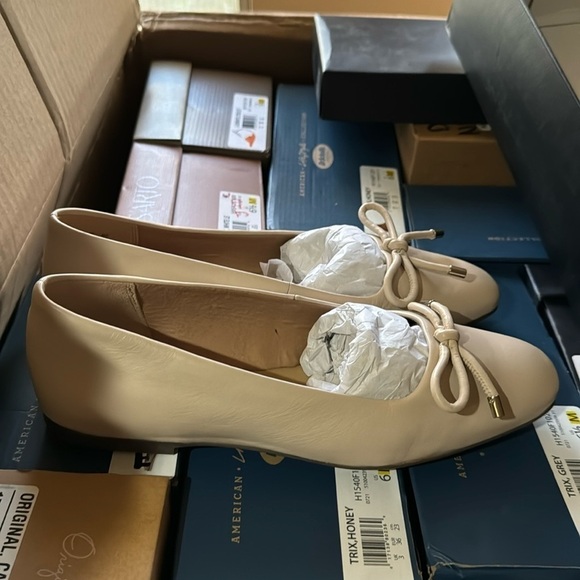 NATURALIZER   Poetic Womens Bow Square Toe Ballet Flats In Porcelain - Picture 5 of 7